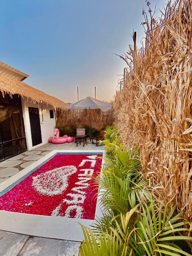 Glass House With Pvt Pool By Miracle Resort & Villa Lonavala Exterior foto